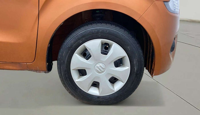 2019 Maruti New Wagon-R VXI 1.2, Petrol, Manual, 33,391 km, Right Front Wheel