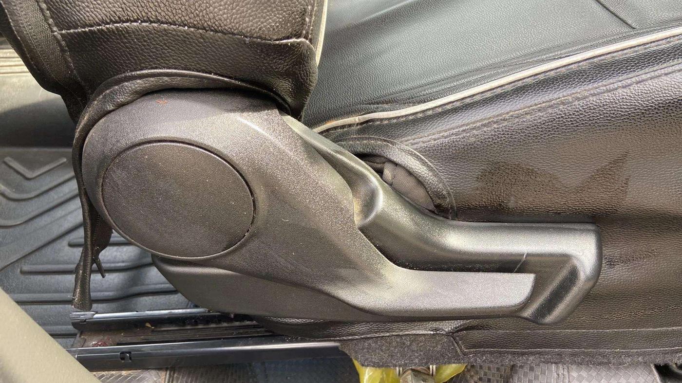 2023 Maruti Celerio ZXI, Petrol, Manual, 50,707 km, Driver Side Adjustment Panel