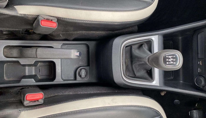 2023 Tata PUNCH ACCOMPLISHED MT, Petrol, Manual, 14,653 km, Gear Lever