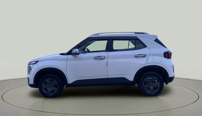2023 Hyundai VENUE S(O) 1.2, Petrol, Manual, 10,476 km, Left Side