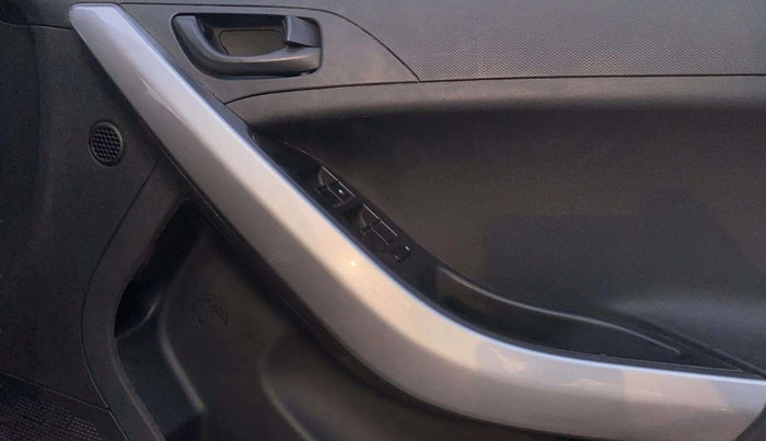 2020 Tata NEXON XM SUNROOF PETROL, Petrol, Manual, 52,507 km, Driver Side Door Panels Control