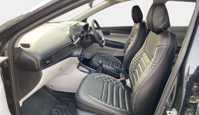 2024 Hyundai NEW I20 Sportz (O) 1.2, Petrol, Manual, 10,964 km, Right Side Front Door Cabin