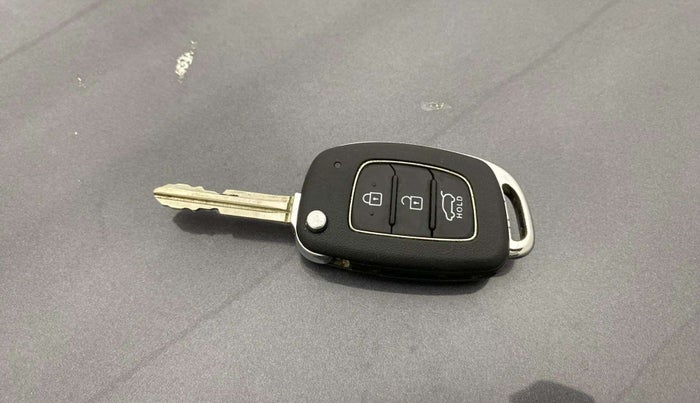 2018 Hyundai Elite i20 ASTA 1.2, Petrol, Manual, 44,328 km, Key Close Up