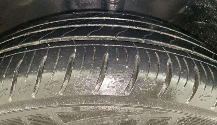 2024 KIA SONET HTK 1.2 PETROL MT, Petrol, Manual, 6,523 km, Left Front Tyre Tread