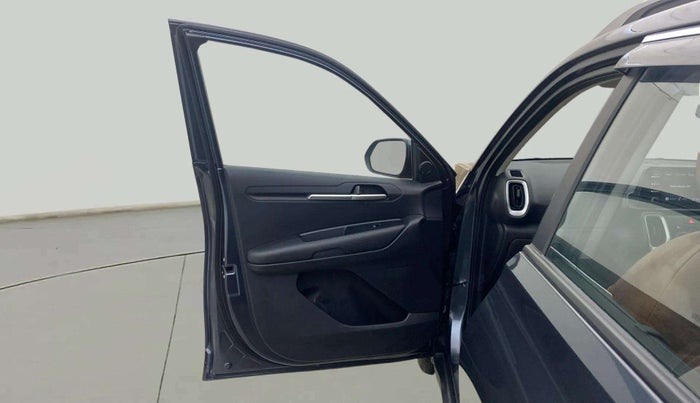 2024 KIA SONET HTK 1.2 PETROL MT, Petrol, Manual, 6,523 km, LHS Front Door