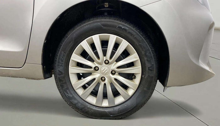 2020 Maruti Baleno DELTA PETROL 1.2, Petrol, Manual, 24,399 km, Right Front Wheel