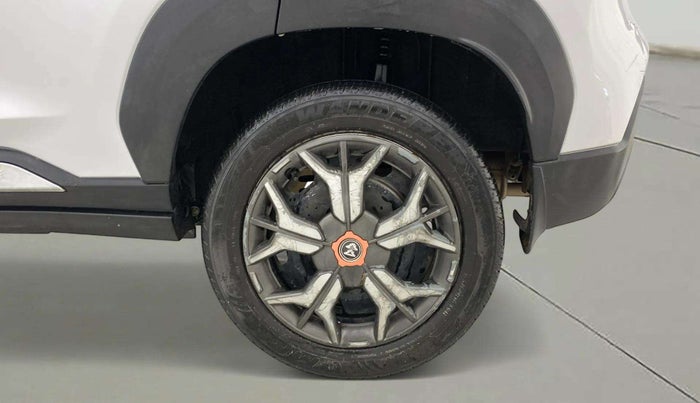 2022 Nissan MAGNITE XE, Petrol, Manual, 41,204 km, Left Rear Wheel