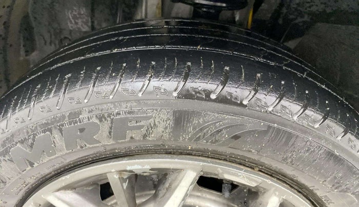 2022 Nissan MAGNITE XE, Petrol, Manual, 41,204 km, Left Front Tyre Tread