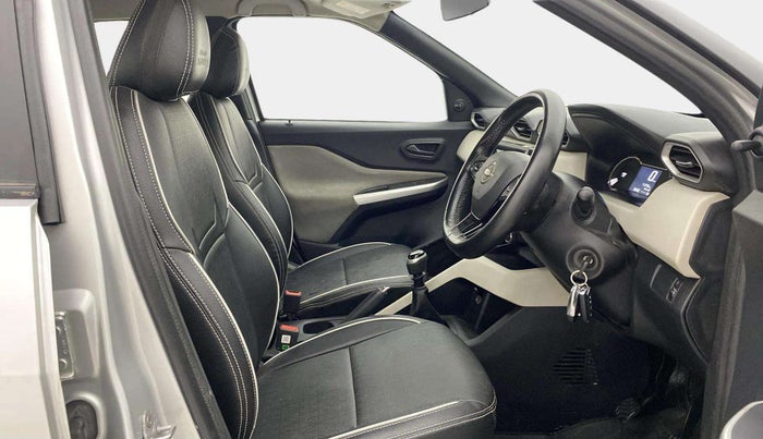 2022 Nissan MAGNITE XE, Petrol, Manual, 41,204 km, Right Side Front Door Cabin