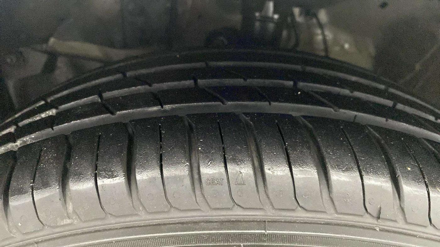2017 Honda City 1.5L I-VTEC ZX CVT, Petrol, Automatic, 80,075 km, Left Front Tyre Tread