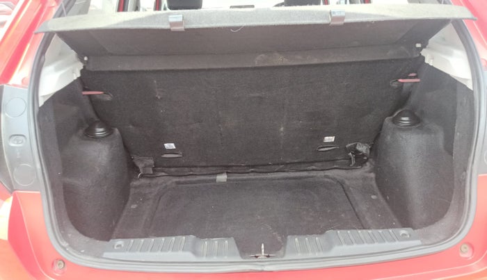 2021 Tata ALTROZ XZ PETROL, Petrol, Manual, 59,738 km, Boot Inside