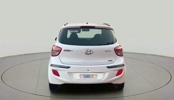 2016 Hyundai Grand i10 SPORTZ 1.2 KAPPA VTVT, Petrol, Manual, 61,225 km, Back/Rear