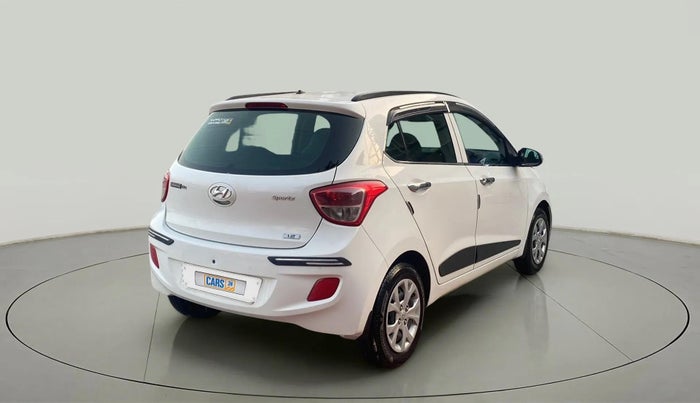 2016 Hyundai Grand i10 SPORTZ 1.2 KAPPA VTVT, Petrol, Manual, 61,225 km, Right Back Diagonal