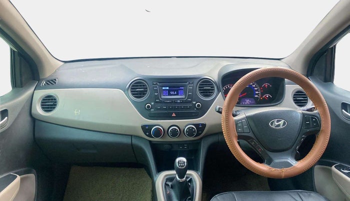 2016 Hyundai Grand i10 SPORTZ 1.2 KAPPA VTVT, Petrol, Manual, 61,225 km, Dashboard