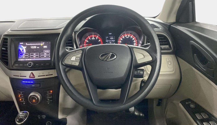 2019 Mahindra XUV300 W6 1.2 PETROL, Petrol, Manual, 47,498 km, Steering Wheel Close Up