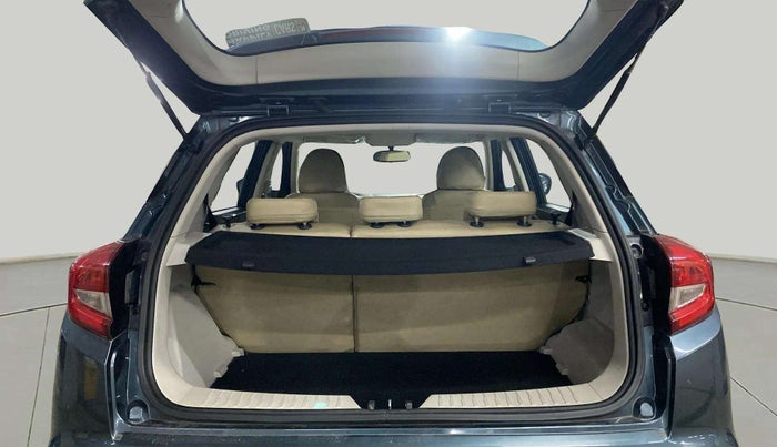 2019 Mahindra XUV300 W6 1.2 PETROL, Petrol, Manual, 47,498 km, Boot Inside