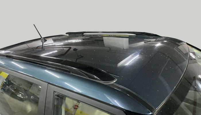 2019 Mahindra XUV300 W6 1.2 PETROL, Petrol, Manual, 47,498 km, Roof