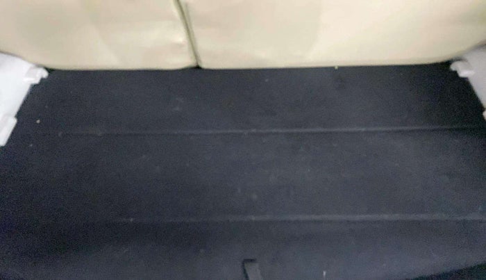 2019 Mahindra XUV300 W6 1.2 PETROL, Petrol, Manual, 47,498 km, Boot Open Zoomed View