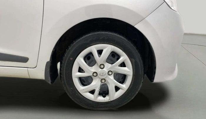 2018 Hyundai Grand i10 SPORTZ 1.2 KAPPA VTVT, Petrol, Manual, 27,151 km, Right Front Wheel