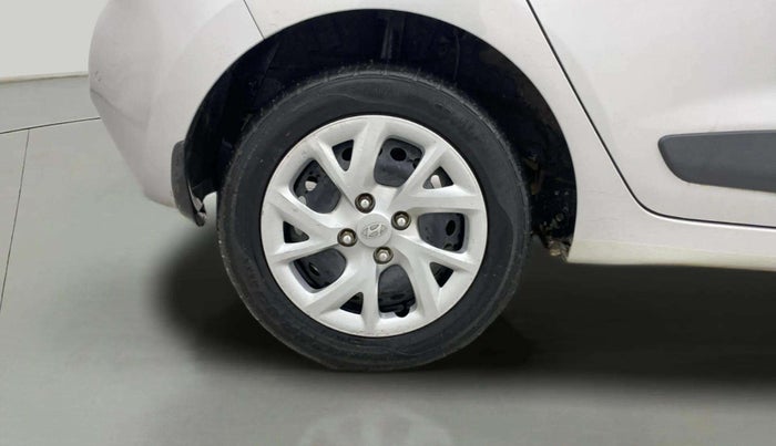 2018 Hyundai Grand i10 SPORTZ 1.2 KAPPA VTVT, Petrol, Manual, 27,151 km, Right Rear Wheel