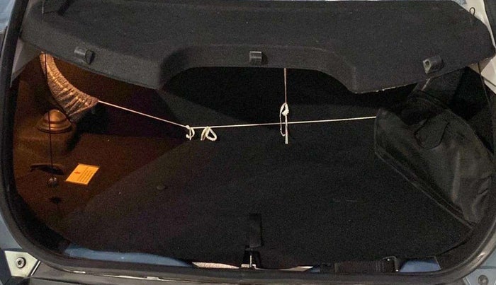 2023 Tata PUNCH ACCOMPLISHED MT CNG, CNG, Manual, 17,489 km, Boot Inside