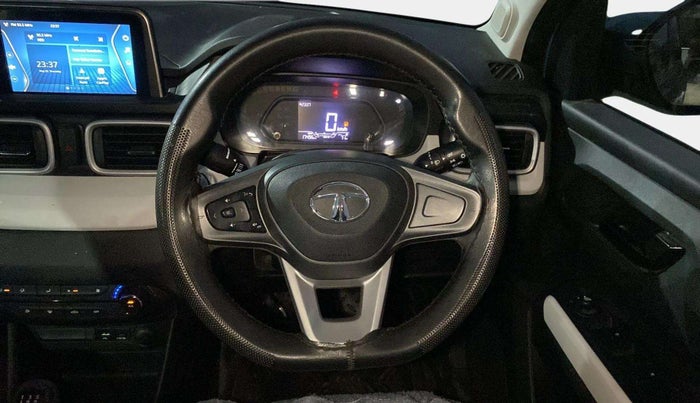 2023 Tata PUNCH ACCOMPLISHED MT CNG, CNG, Manual, 17,489 km, Steering Wheel Close Up