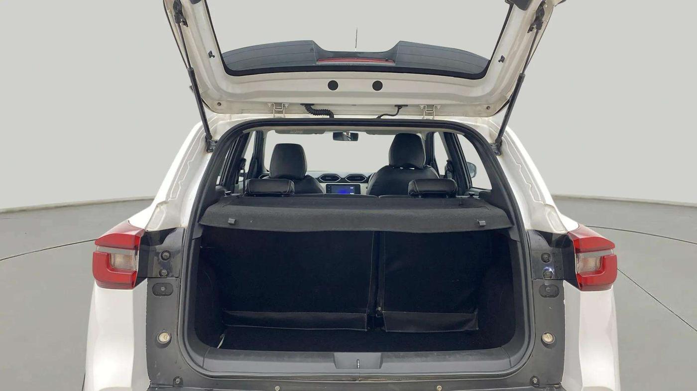 2020 Nissan MAGNITE XV TURBO CVT, Petrol, Automatic, 1,08,668 km, Boot Open Zoomed View