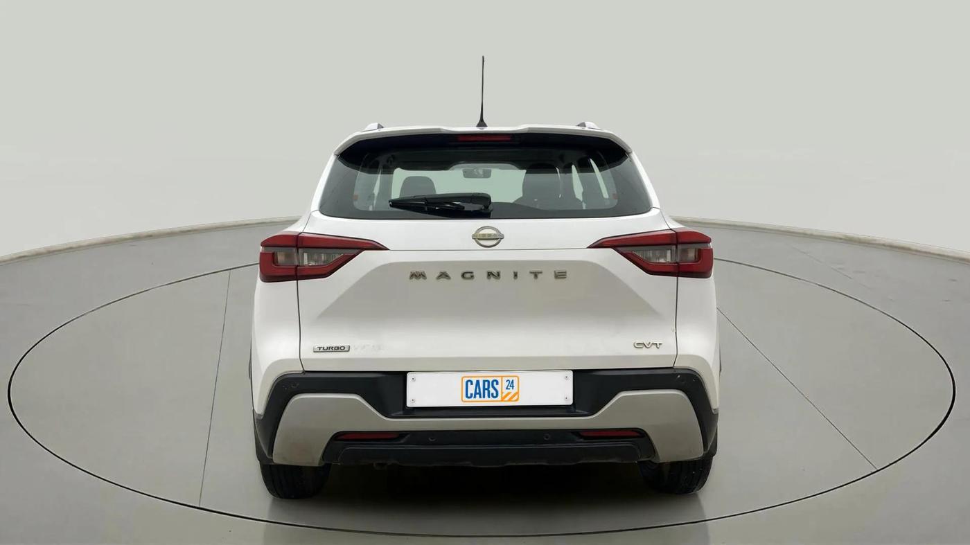 2020 Nissan MAGNITE XV TURBO CVT, Petrol, Automatic, 1,08,668 km, Back/Rear