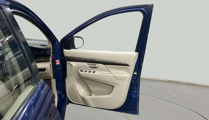 2019 Maruti Ertiga ZXI+ SHVS, Petrol, Manual, 31,695 km, RHS Front Door