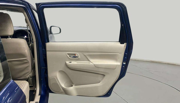 2019 Maruti Ertiga ZXI+ SHVS, Petrol, Manual, 31,695 km, RHS Rear Door