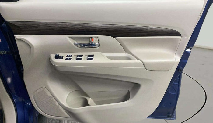 2019 Maruti Ertiga ZXI+ SHVS, Petrol, Manual, 31,695 km, Driver Side Door Panels Control
