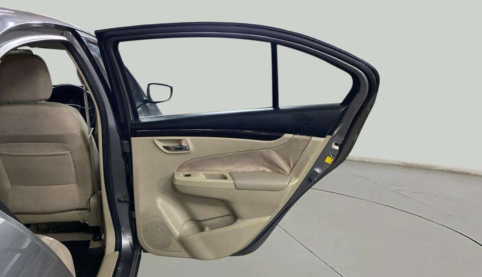 2017 Maruti Ciaz DELTA 1.4 MT PETROL, Petrol, Manual, 71,701 km, RHS Rear Door