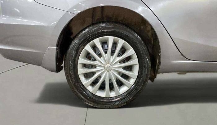 2017 Maruti Ciaz DELTA 1.4 MT PETROL, Petrol, Manual, 71,701 km, Right Rear Wheel