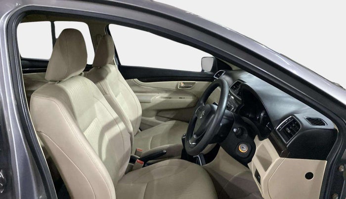 2017 Maruti Ciaz DELTA 1.4 MT PETROL, Petrol, Manual, 71,701 km, Right Side Front Door Cabin