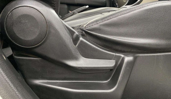 2021 Maruti New Wagon-R VXI 1.0 AMT, Petrol, Automatic, 70,406 km, Driver Side Adjustment Panel