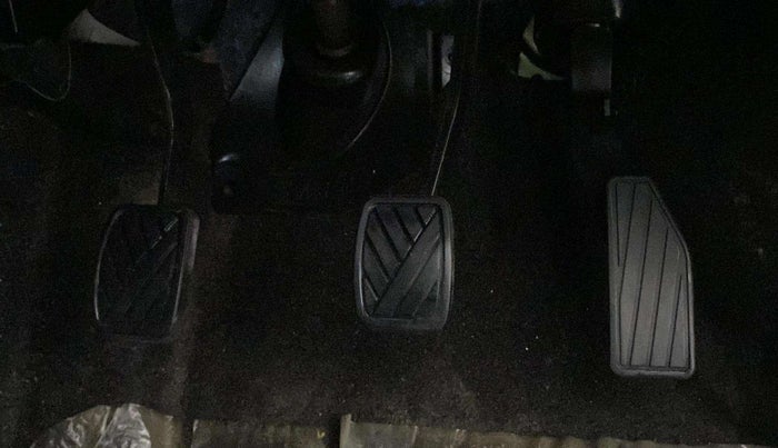 2019 Maruti IGNIS ALPHA 1.2, Petrol, Manual, 62,783 km, Pedals