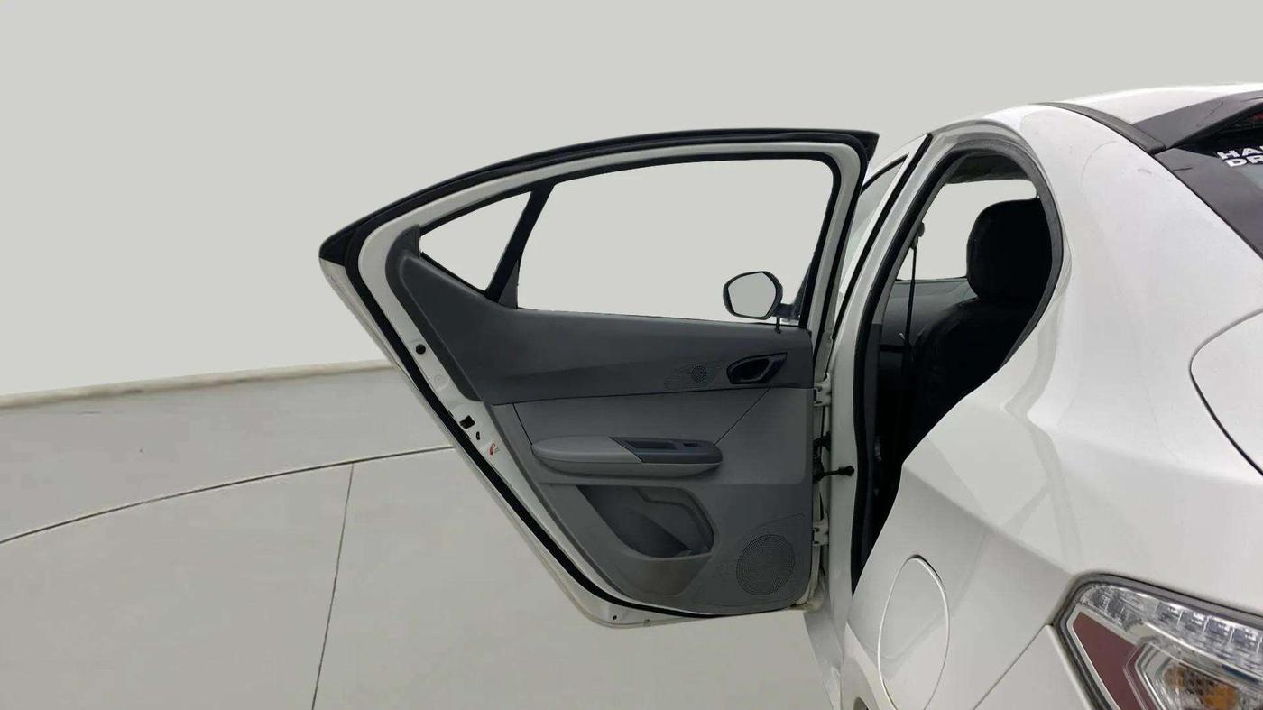 2021 Tata TIGOR XM PETROL, Petrol, Manual, 28,814 km, LHS Rear Door