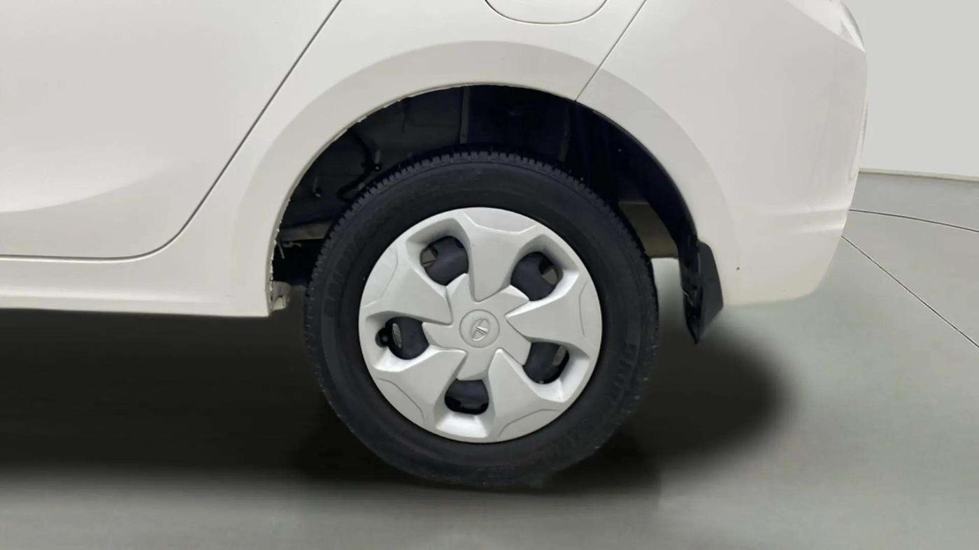2021 Tata TIGOR XM PETROL, Petrol, Manual, 28,814 km, Left Rear Wheel
