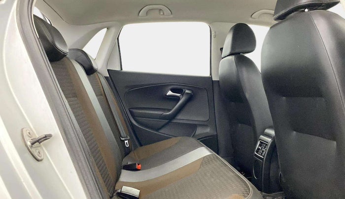 2018 Volkswagen Polo HIGHLINE PLUS 1.0 16 ALLOY, Petrol, Manual, 69,186 km, Right Side Rear Door Cabin