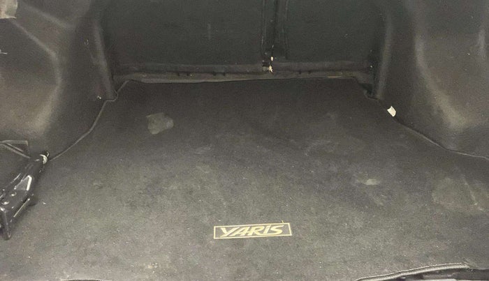 2020 Toyota YARIS J MT, Petrol, Manual, 89,252 km, Boot Open Zoomed View
