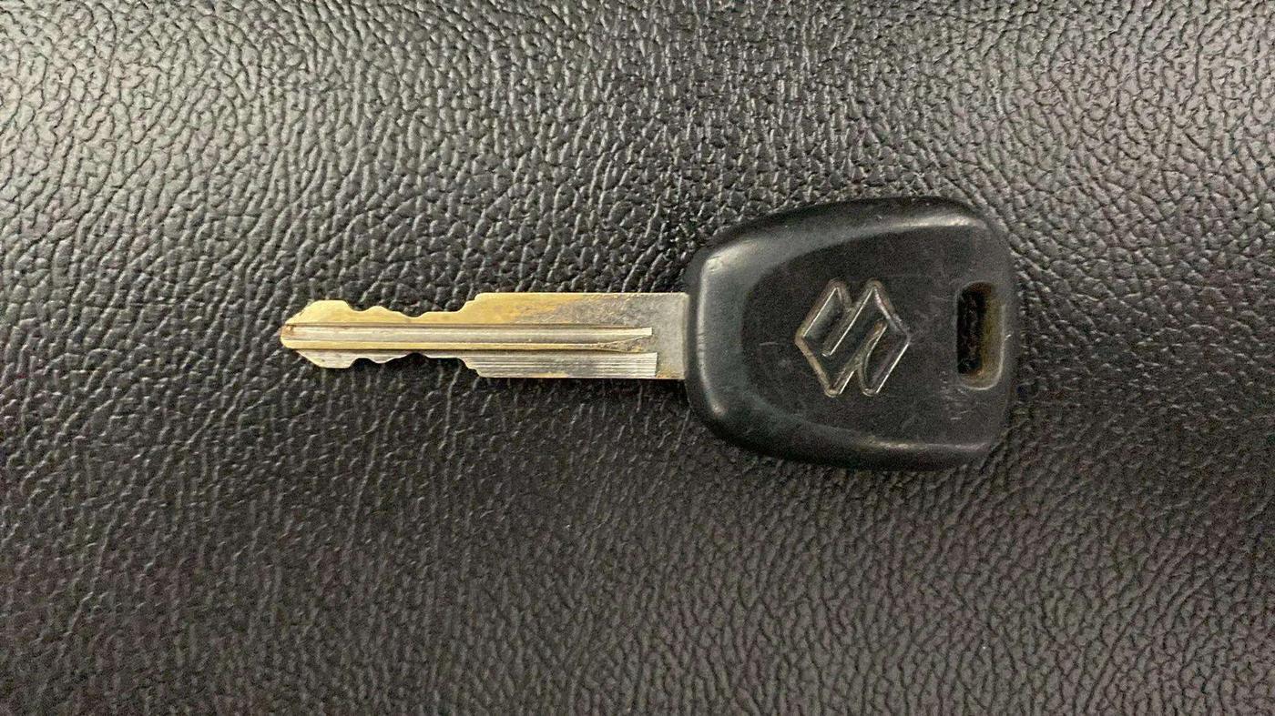 2014 Maruti Alto K10 LXI, Petrol, Manual, 85,689 km, Key Close Up