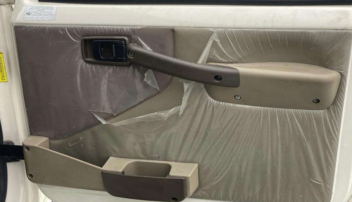 2020 Mahindra Bolero POWER PLUS ZLX, Diesel, Manual, 81,056 km, Driver Side Door Panels Control