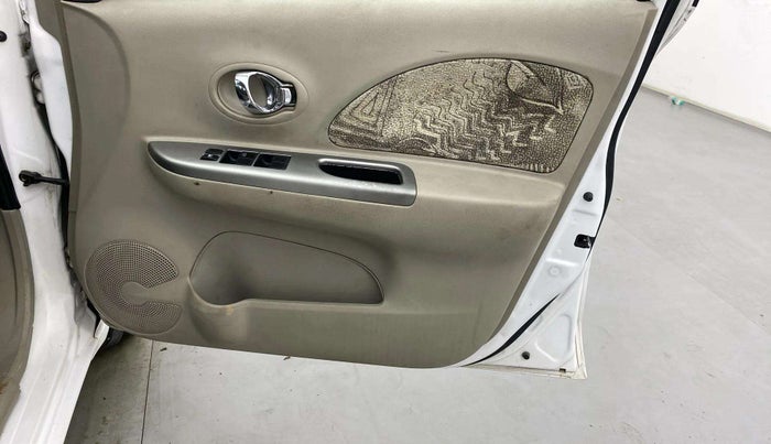 2014 Nissan Micra XV CVT, Petrol, Automatic, 80,372 km, Driver Side Door Panels Control
