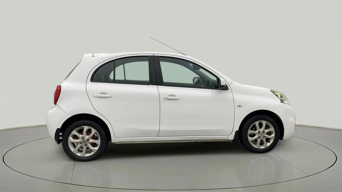 2014 Nissan Micra XV CVT, Petrol, Automatic, 80,472 km, Right Side View