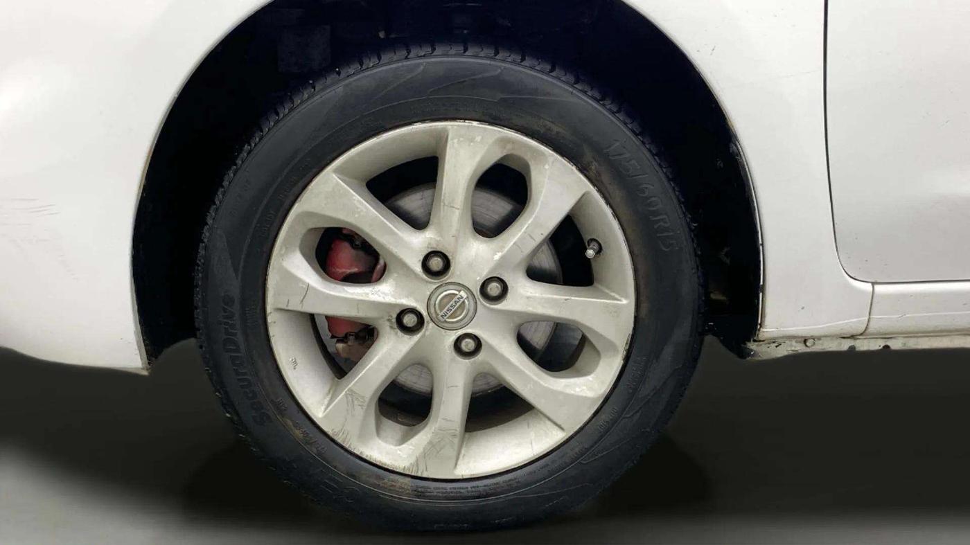 2014 Nissan Micra XV CVT, Petrol, Automatic, 80,472 km, Left Front Wheel