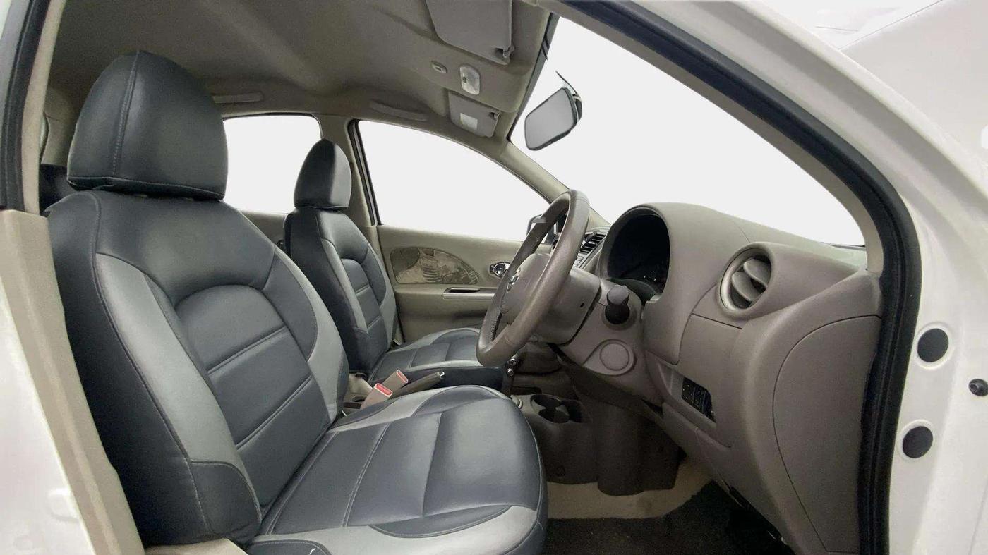 2014 Nissan Micra XV CVT, Petrol, Automatic, 80,472 km, Right Side Front Door Cabin