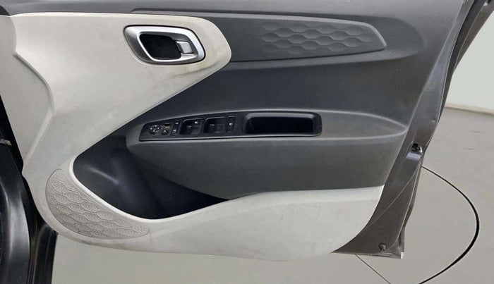 2020 Hyundai GRAND I10 NIOS SPORTZ AMT 1.2 KAPPA VTVT, CNG, Automatic, 50,841 km, Driver Side Door Panels Control