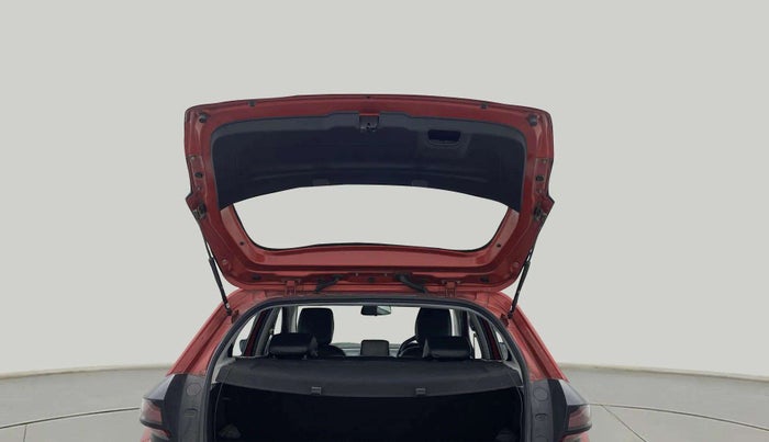2020 Tata ALTROZ XZ PETROL, Petrol, Manual, 78,919 km, Boot Door Open