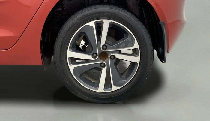 2020 Tata ALTROZ XZ PETROL, Petrol, Manual, 78,919 km, Left Rear Wheel