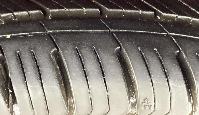 2020 Tata ALTROZ XZ PETROL, Petrol, Manual, 78,919 km, Left Front Tyre Tread